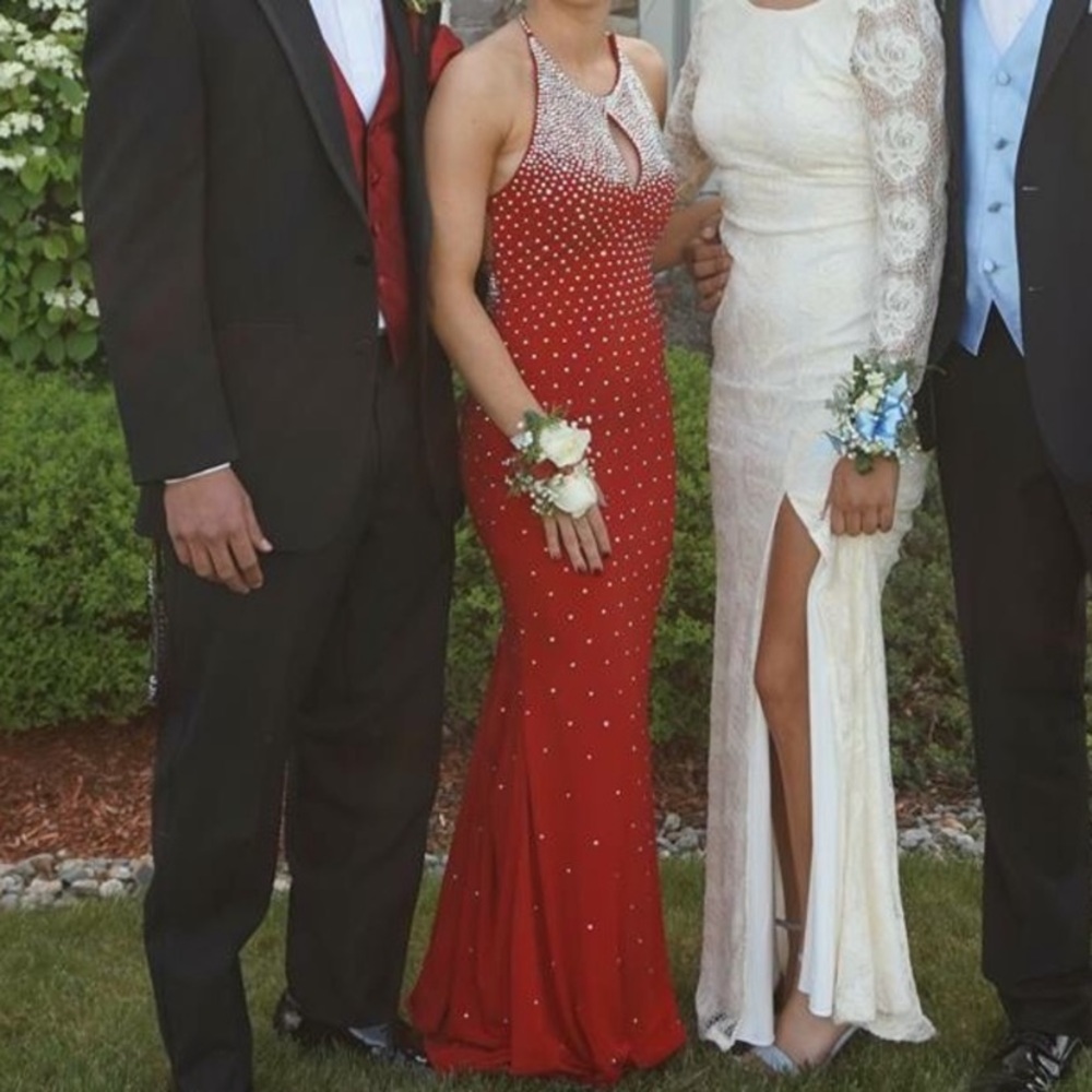 Red Jovani Gown/Prom Dress